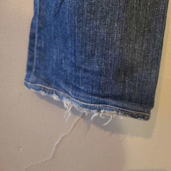 Lucky Brand Flare Jeans - size 8/29 - Picture 6 of 9